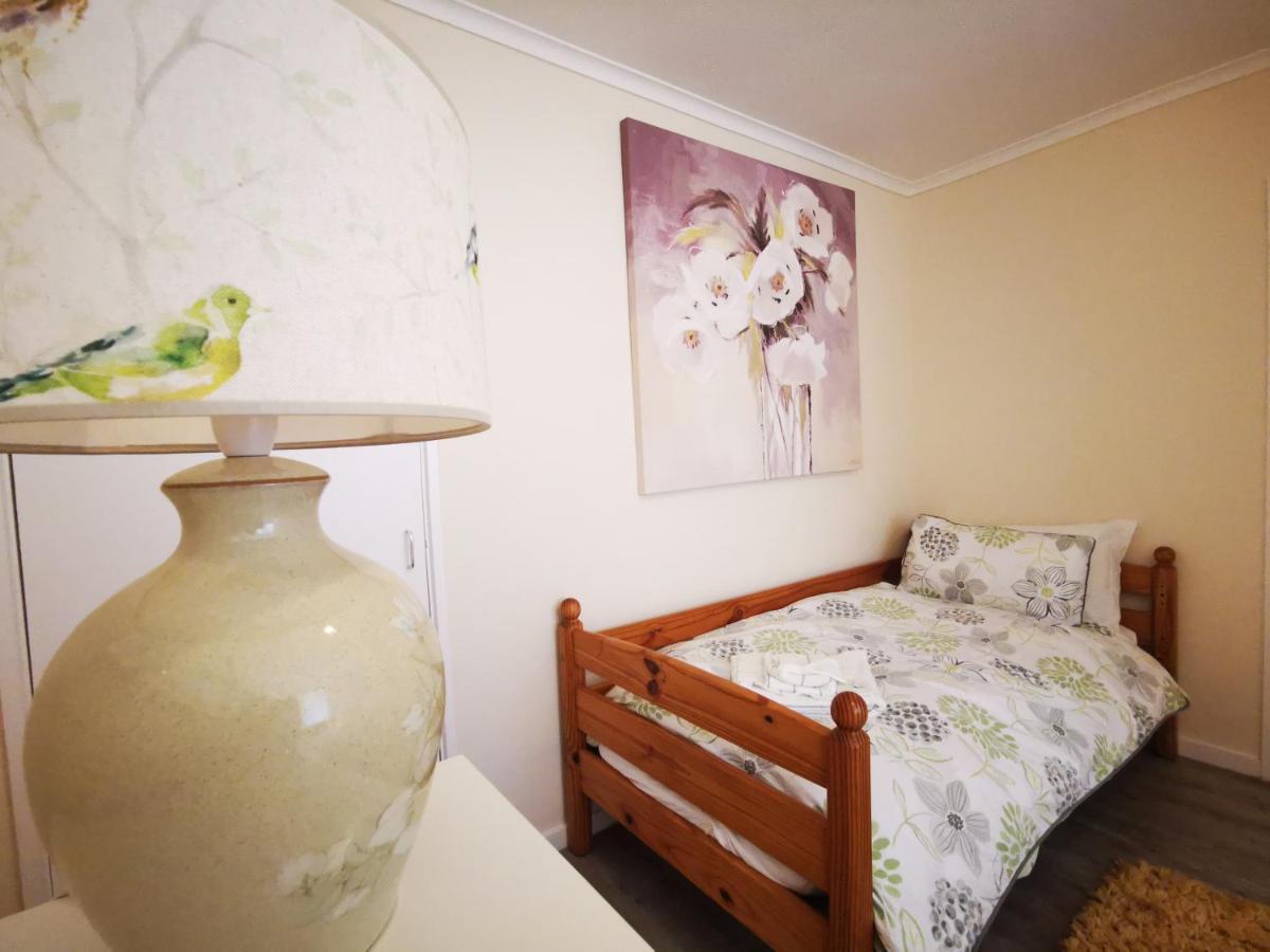 צ'יצ'סטר Sea View 3 Bedroom Seaside Property מראה חיצוני תמונה